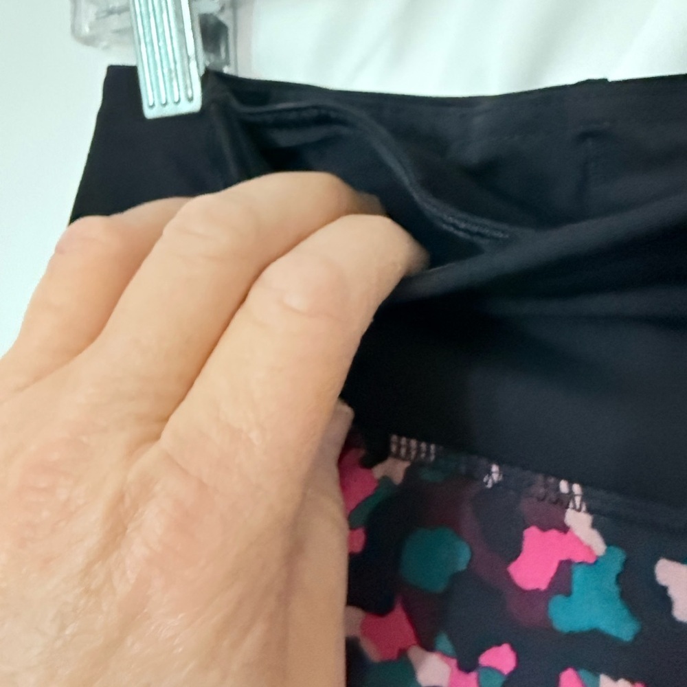 Athleta Running Free Colorful Camo Pattern With Black Waistband And Pockets - Picture 4 of 8